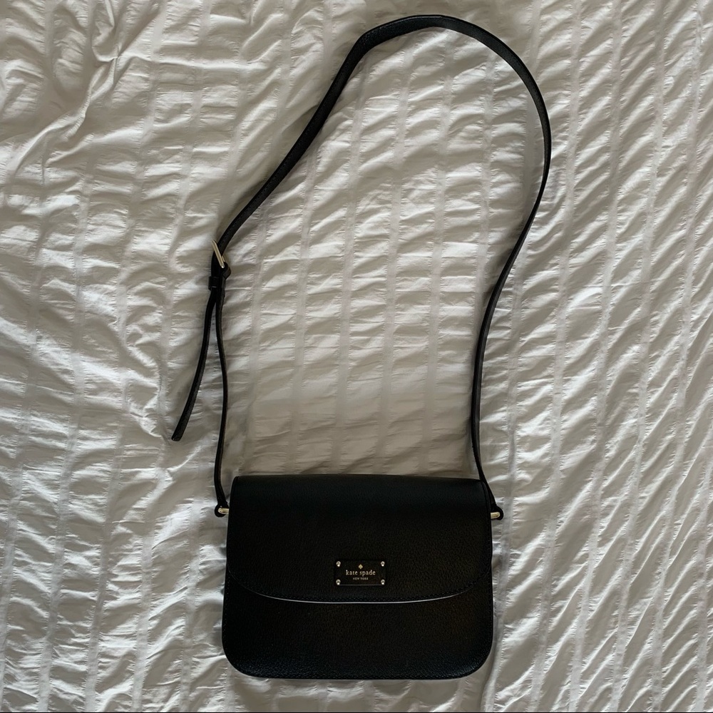 Kate Spade Purse - Picture 3 of 10